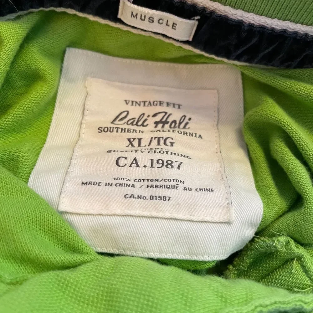Hollister Vintage Fit Shirt - Picture 7 of 9